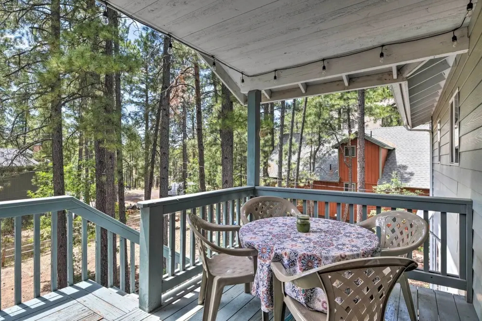 1 Mi Odell Lake: Munds Park Home w/ 3 Decks