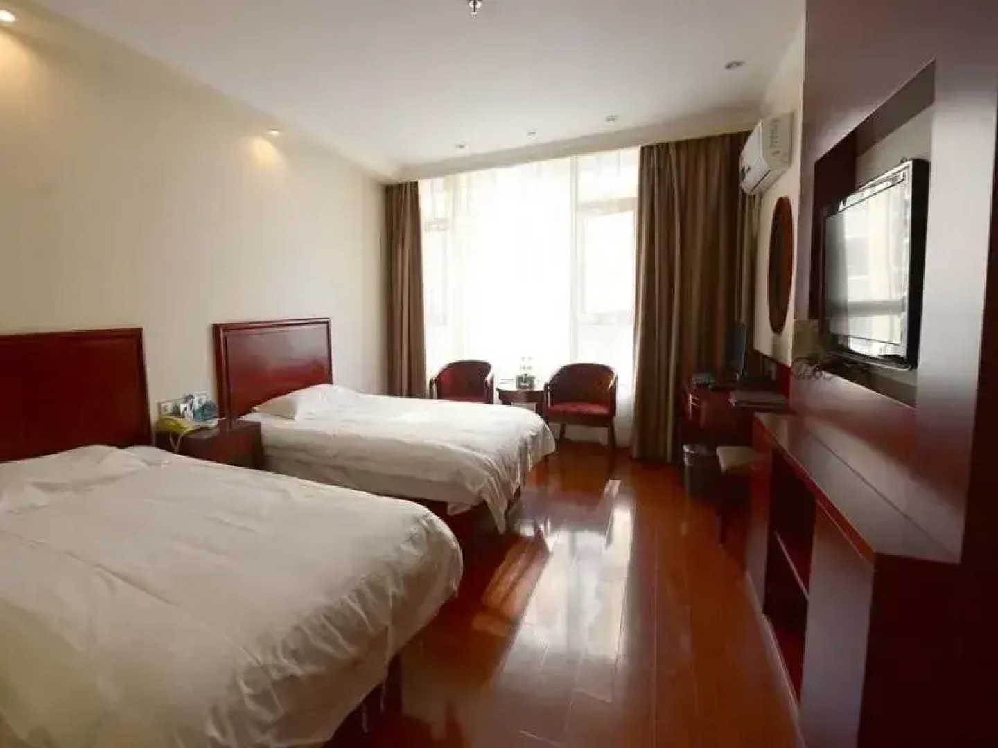 GreenTree Inn Jiangxi Jiujiang Shili Avenue Business Hotel