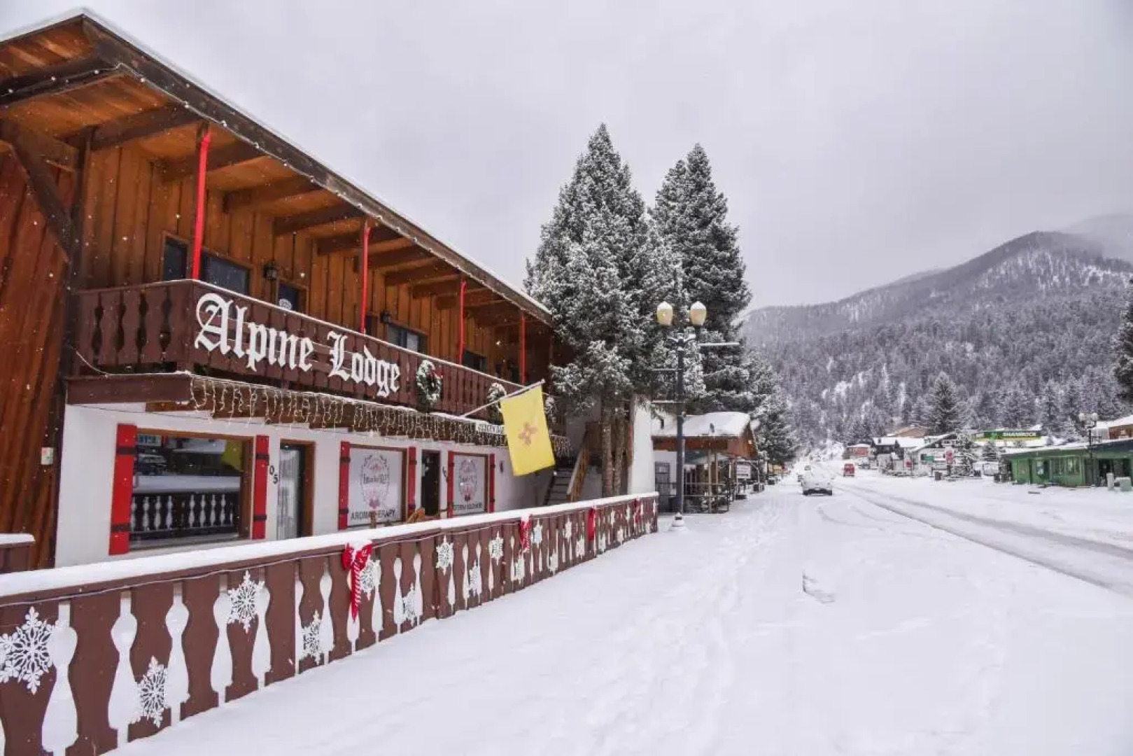 Alpine Lodge