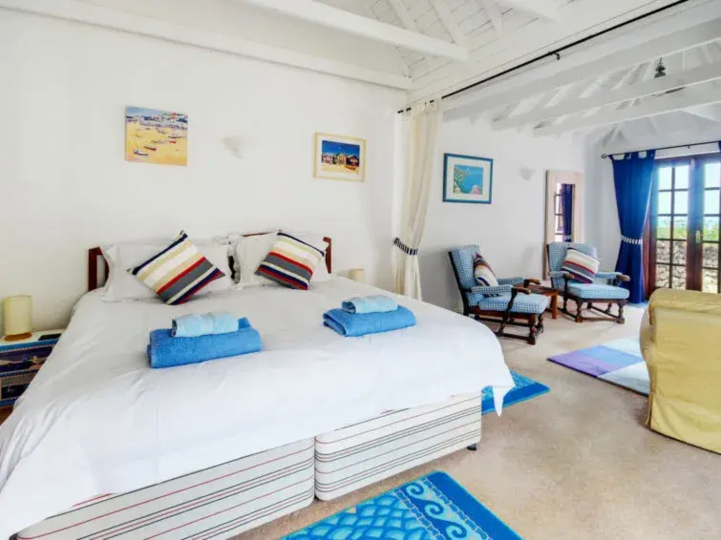 Holiday Home Cock Rock