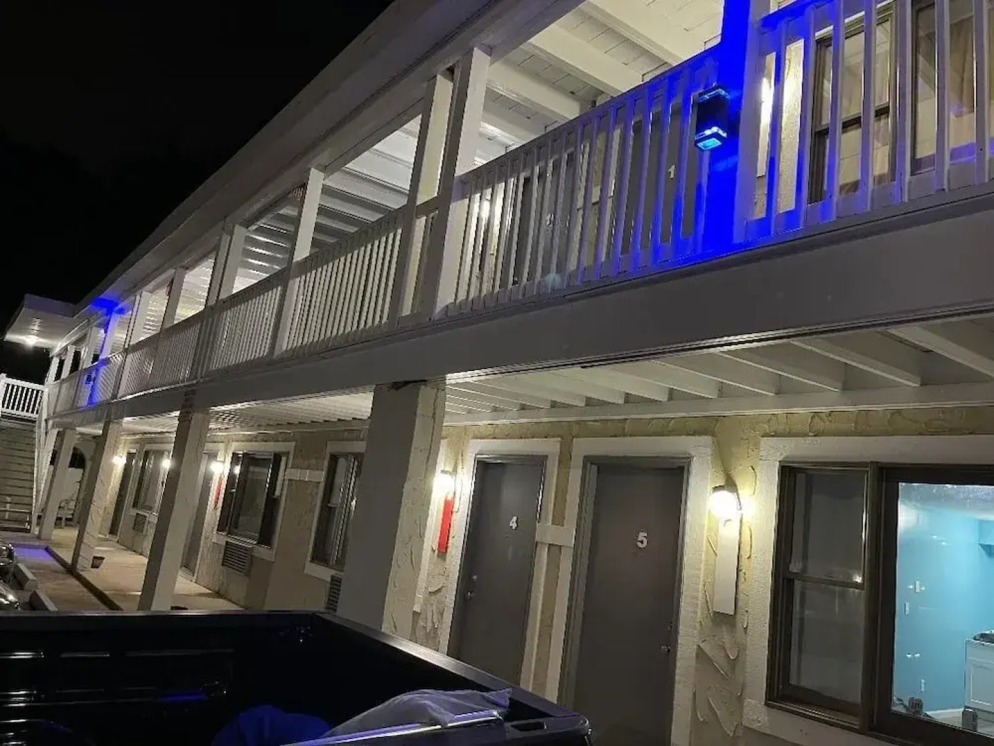 Red Carpet Inn