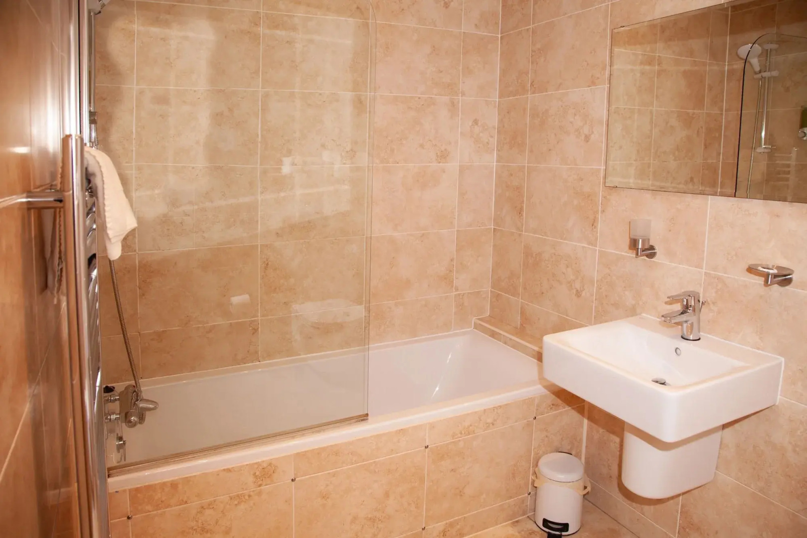 The Rooms at the Nook