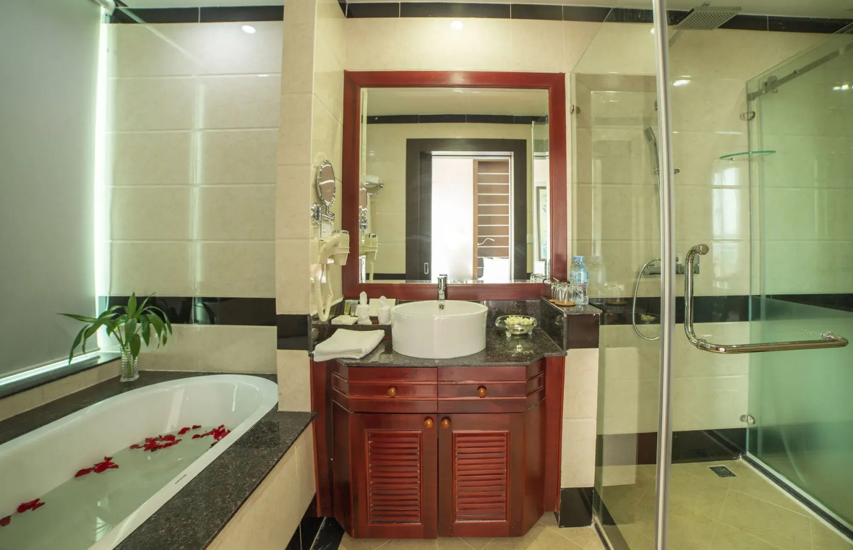 Phnom Penh Katari Hotel