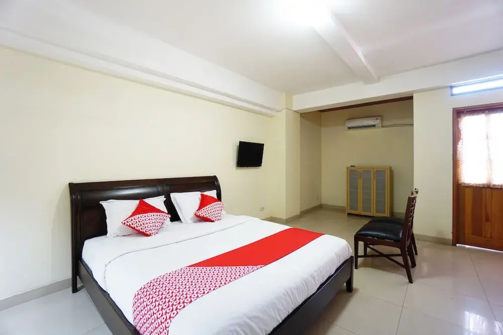 Bastiana Residence by OYO Rooms