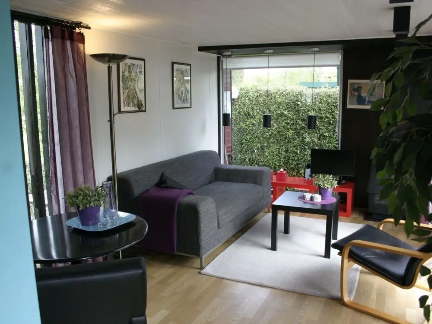 Tidy Chalet With gas Fireplace, in the Achterhoek