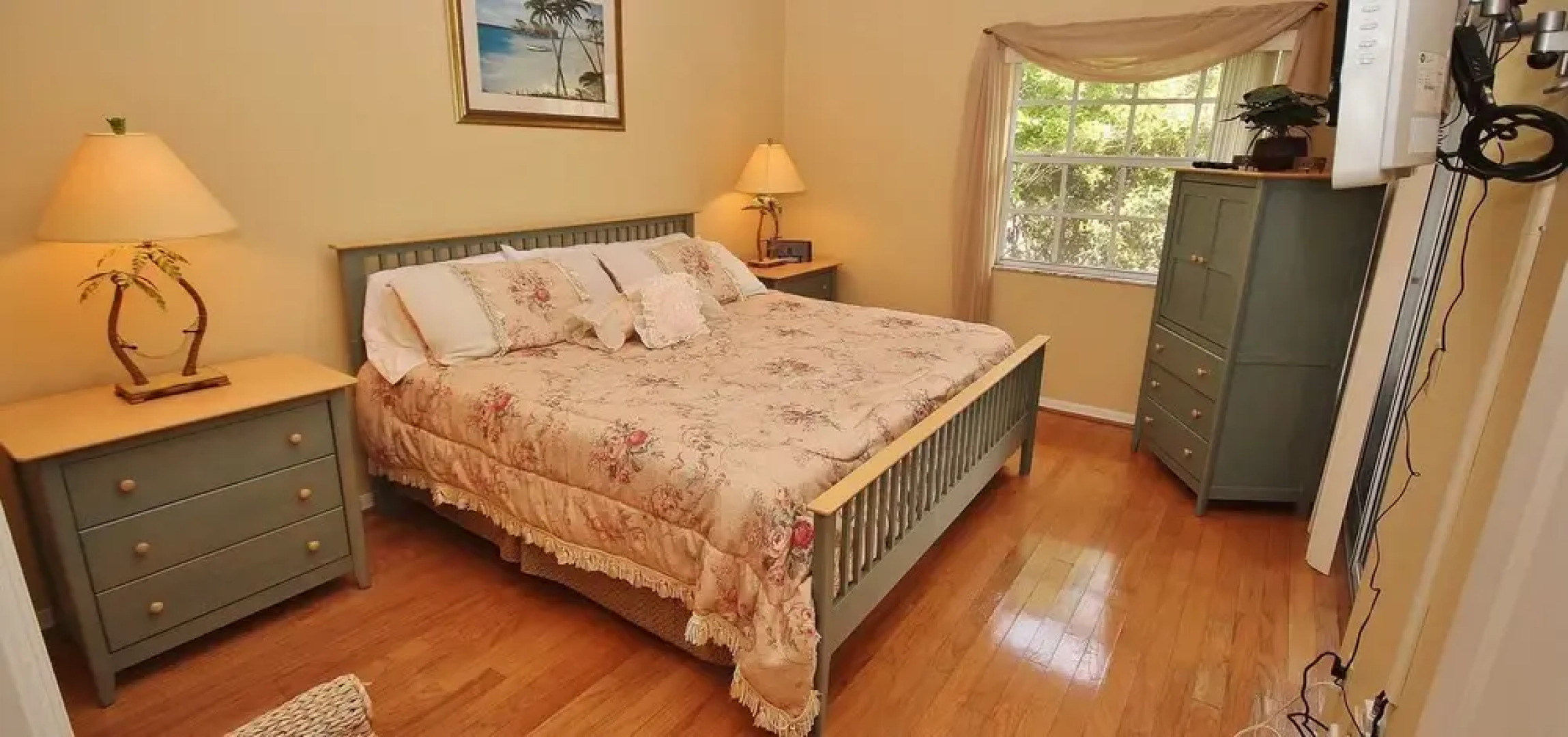 Sea Woods 270 Apartment 3