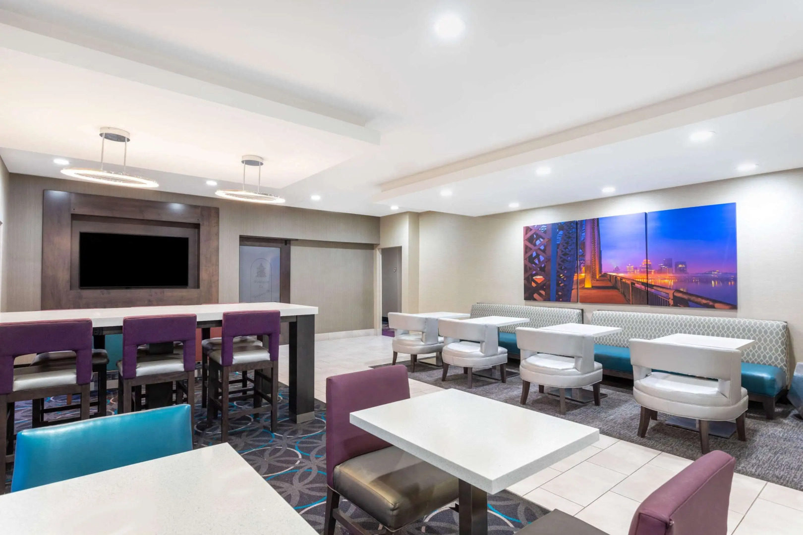 La Quinta Inn & Suites by Wyndham Hopkinsville