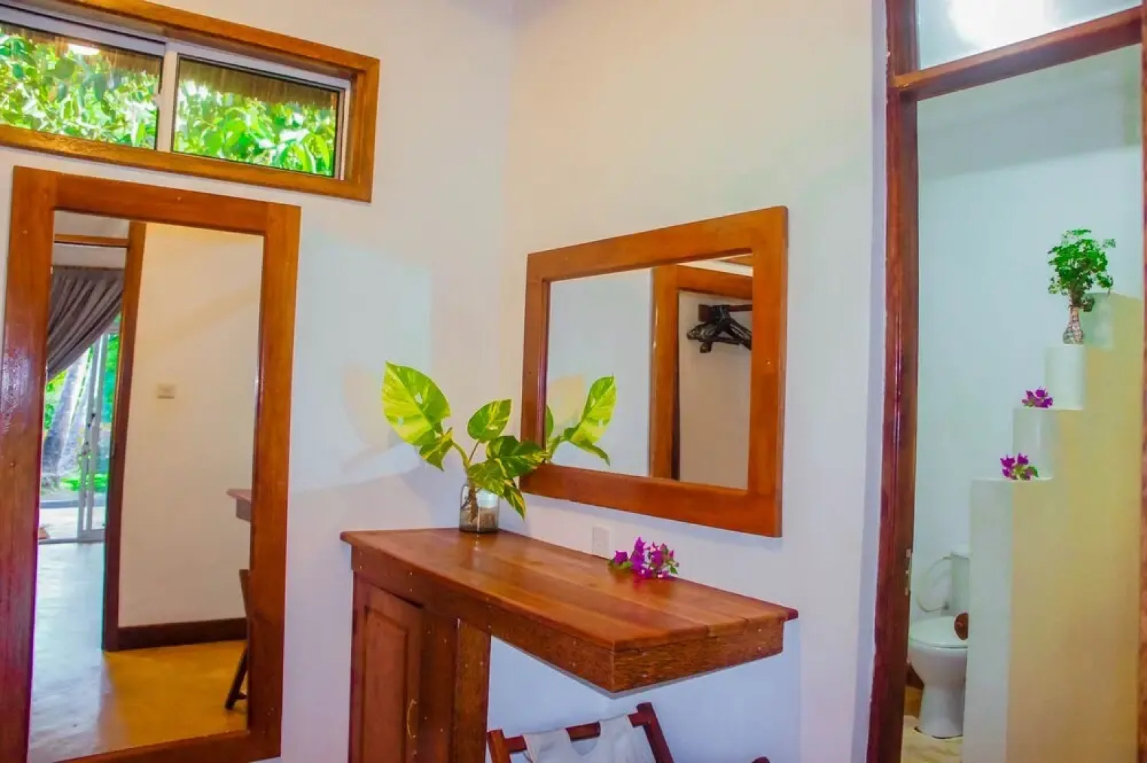 Mafia Kivulini Bungalows