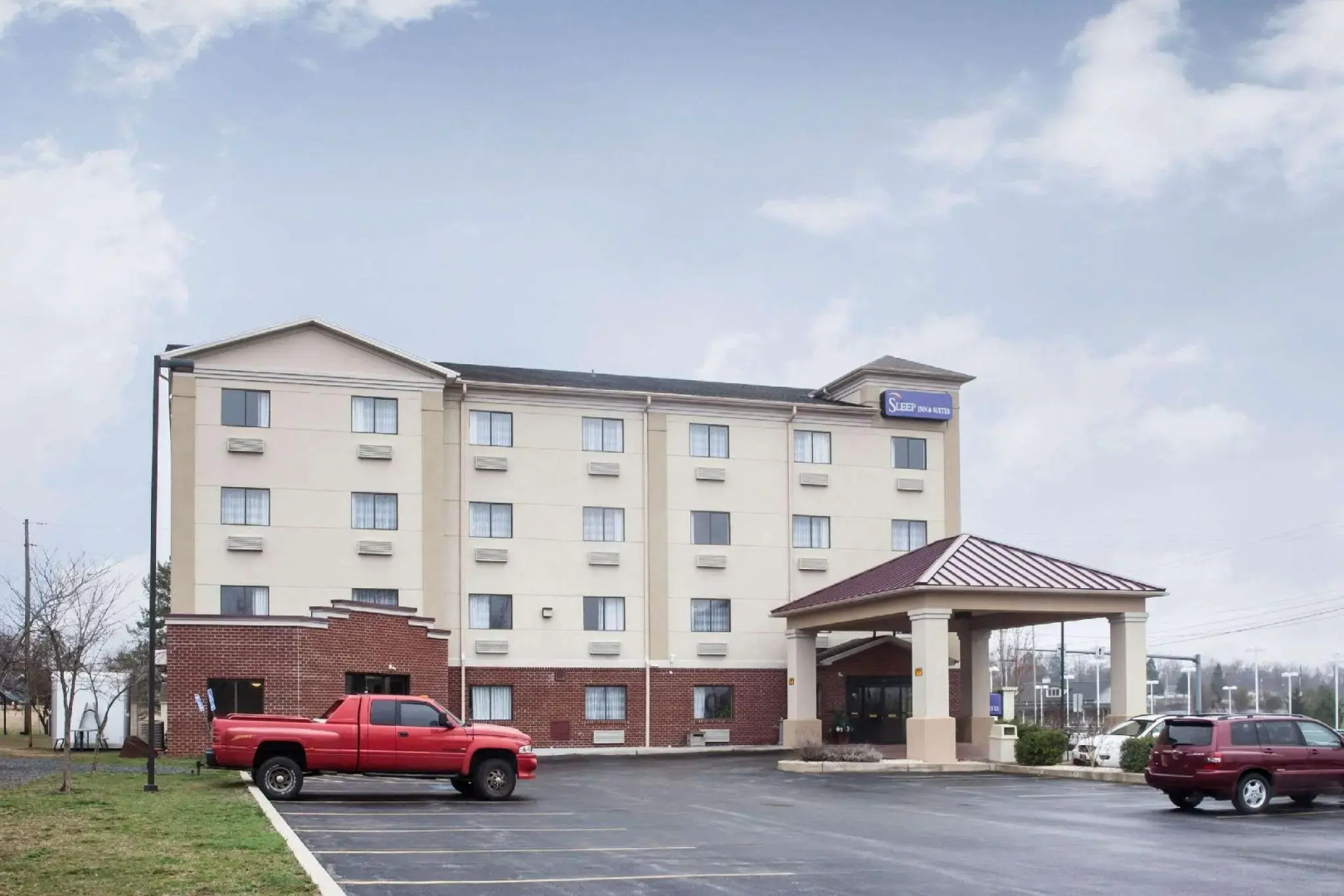 Sleep Inn & Suites