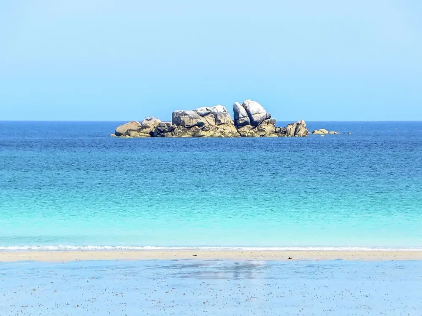 Beautifully Restored Farmhouse With Private Pool, Situated in a Quiet Location