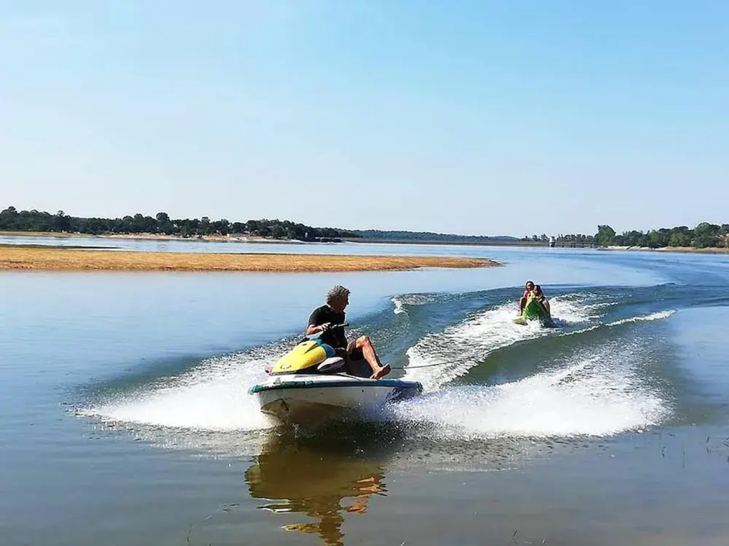 Property With one Bedroom in Montargil, With Wonderful Lake View, Shared Pool and Wifi Near the Beach