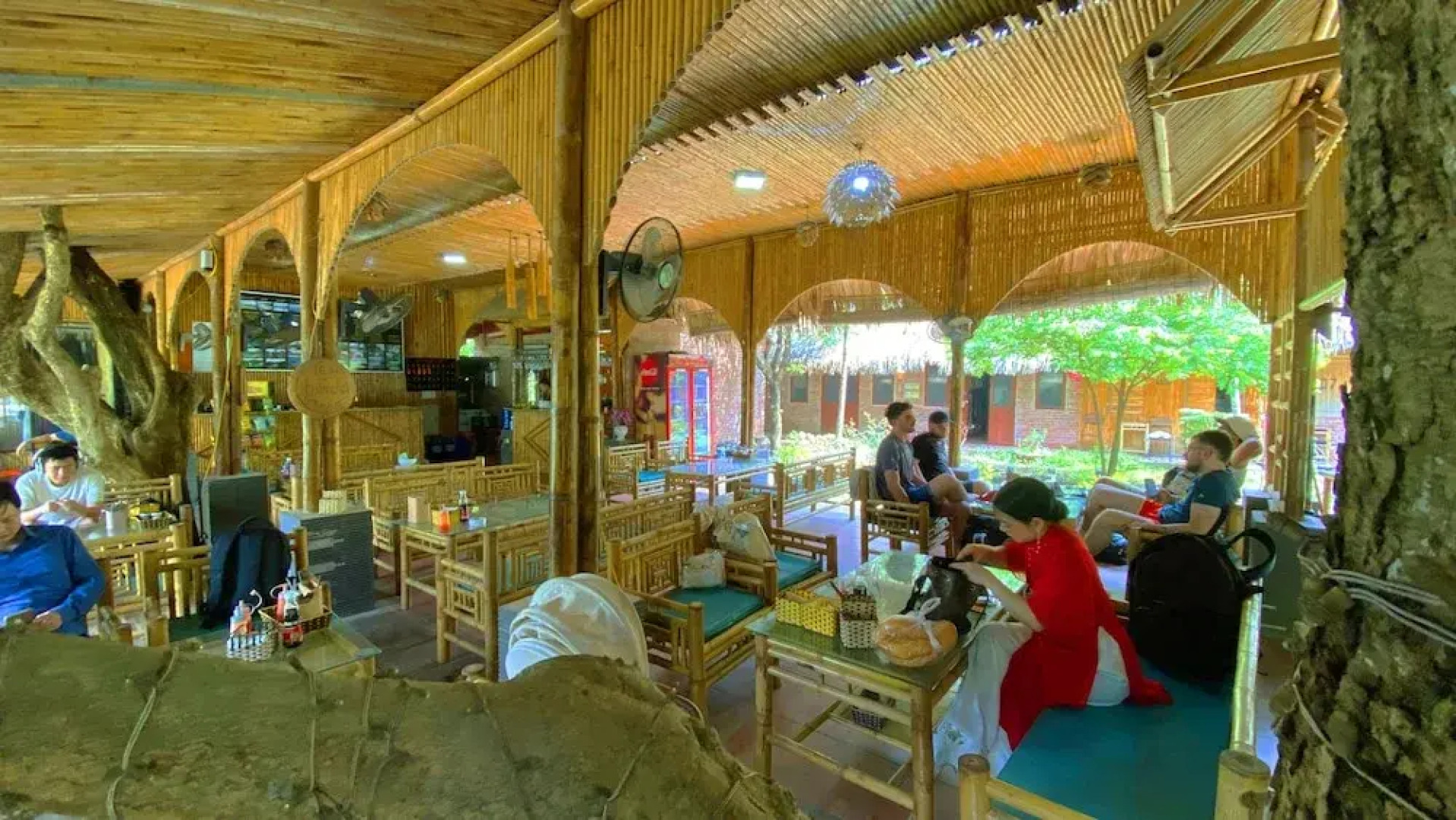 Quoc Khanh Bamboo Homestay - Hostel