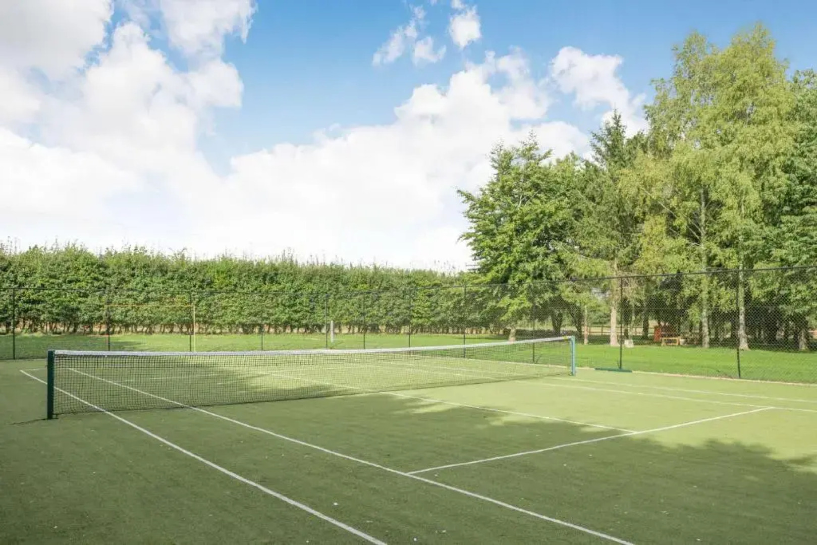 Toppesfield Hall Luxury Cottage With Hot Tub