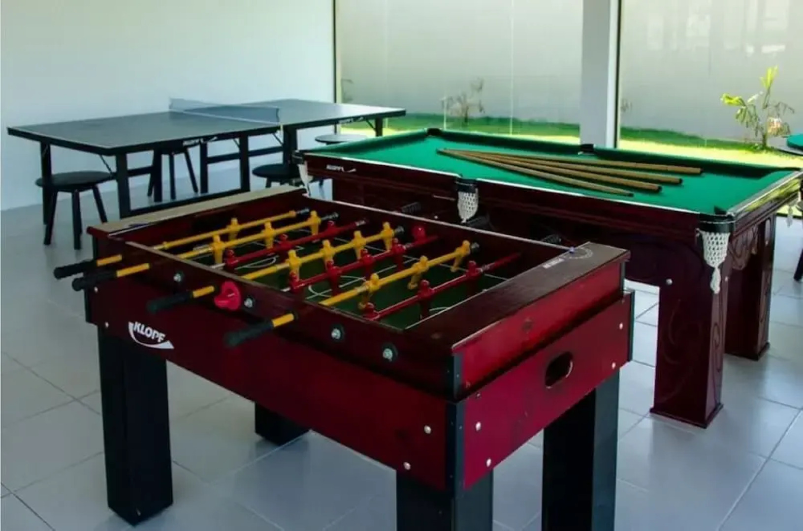 Flat Nui Supreme Beach Living