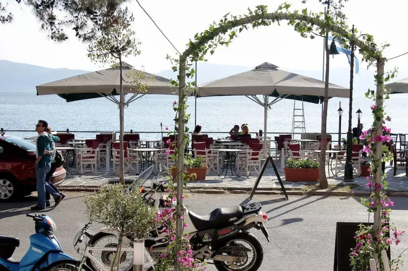 Maravellia Art Hotel