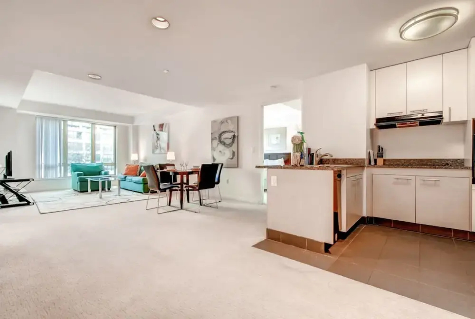 Global Luxury Suites at Kendall Square