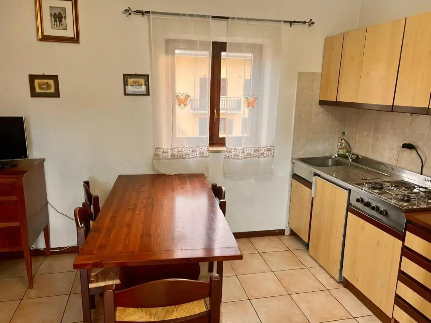 Via Osvaldo Moretti(complessoShalimar)