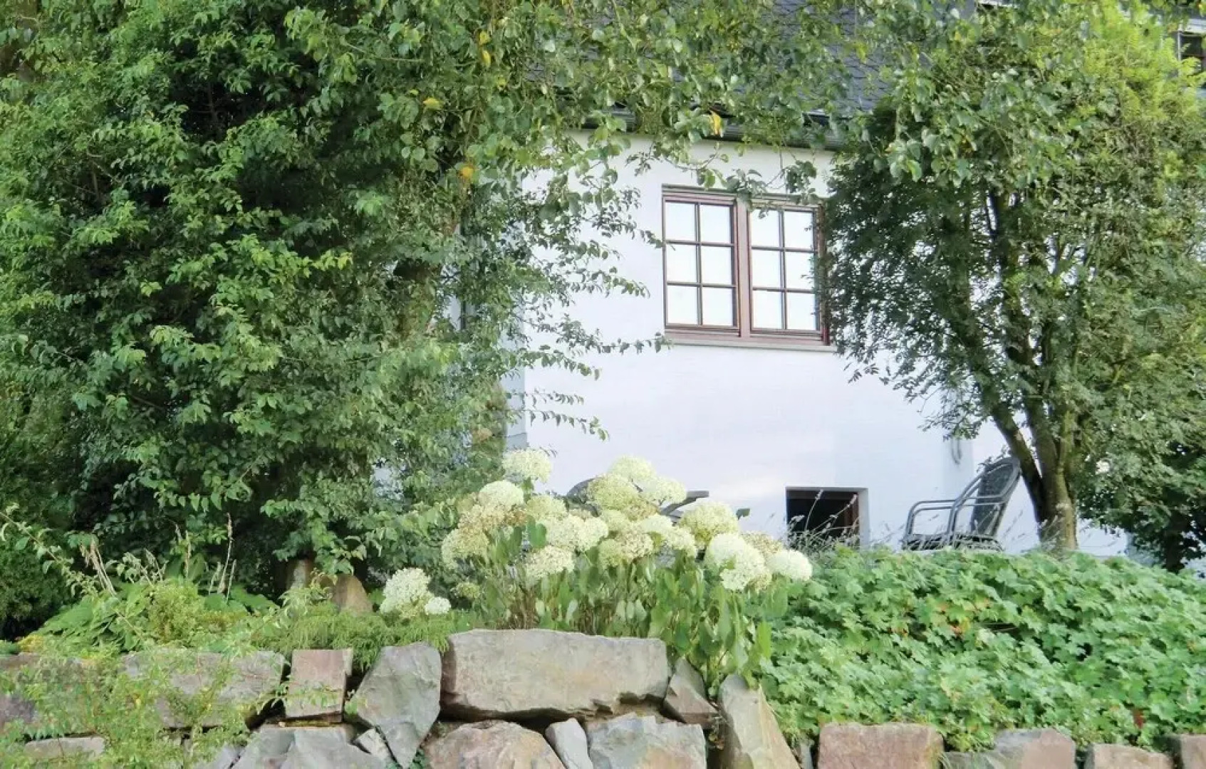 Beautiful Apartment in Schönecken With 1 Bedrooms and Wifi