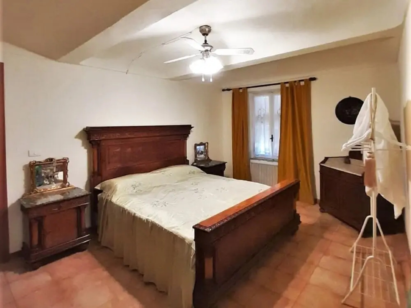 Snug Holiday Home in Portacomaro with Patio near Winery