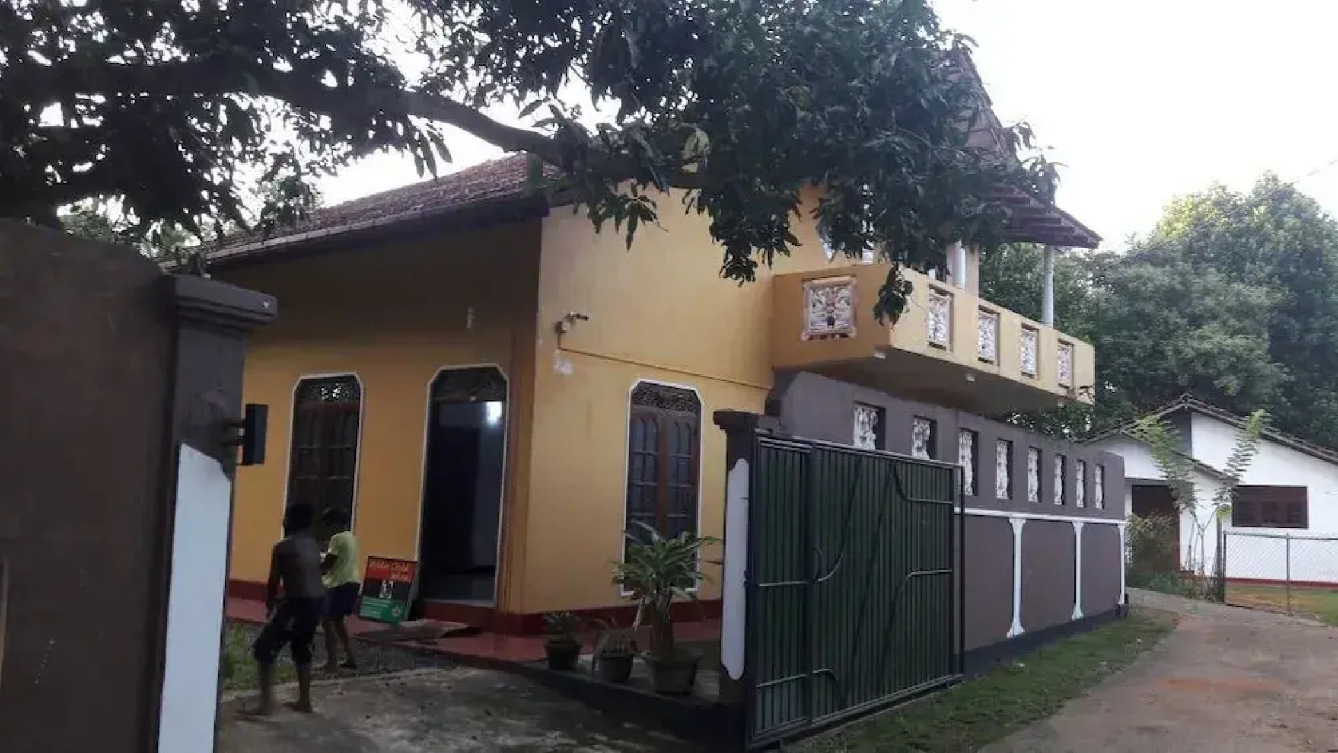Srilusa Home Stay Hikkaduwa