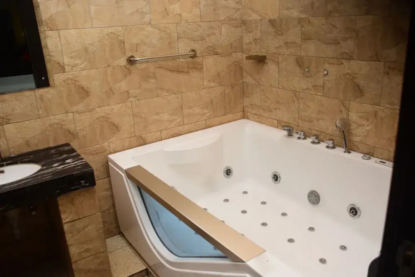 Panyu Hotel And Resort Limited