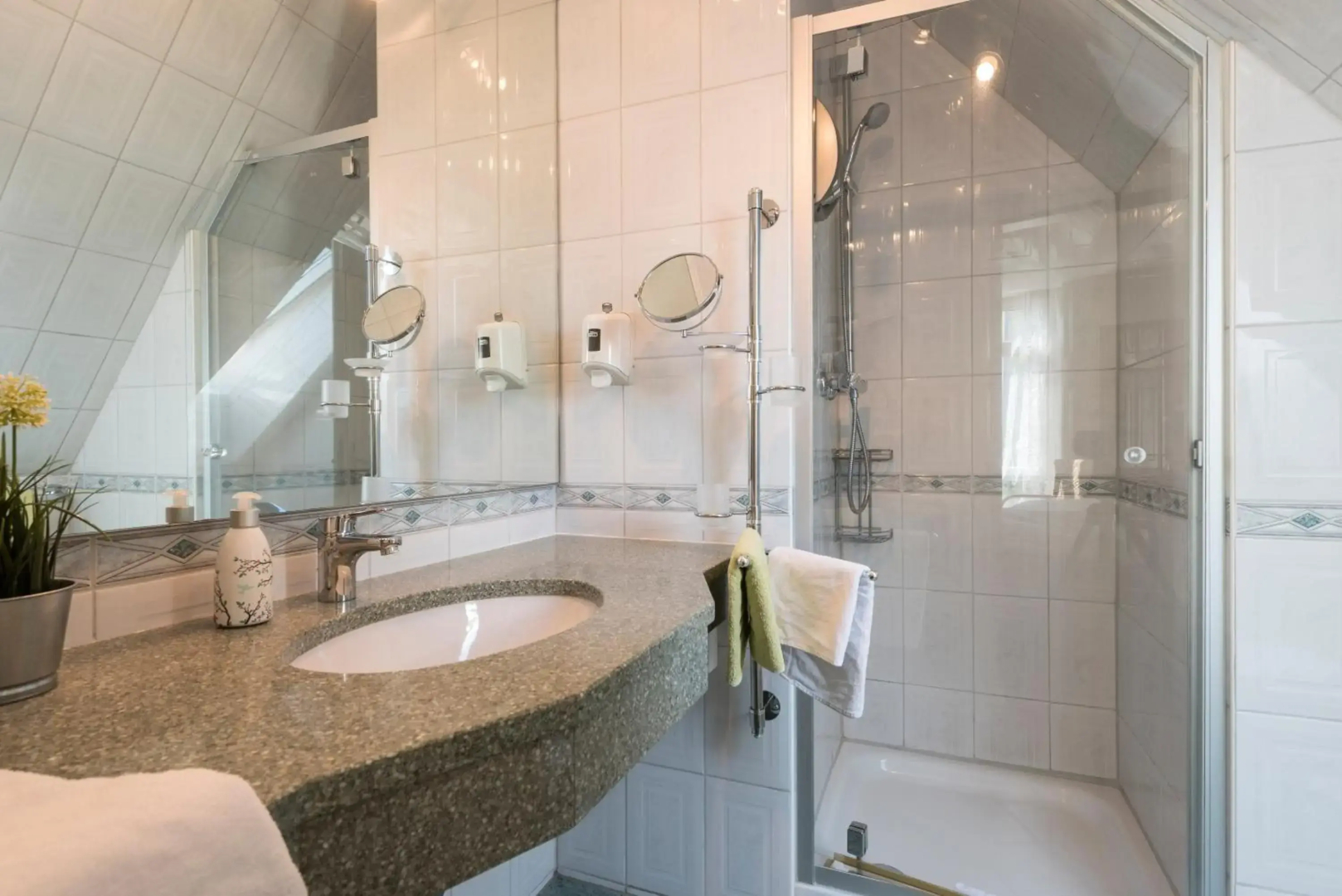 Hotel Am Elisabethufer