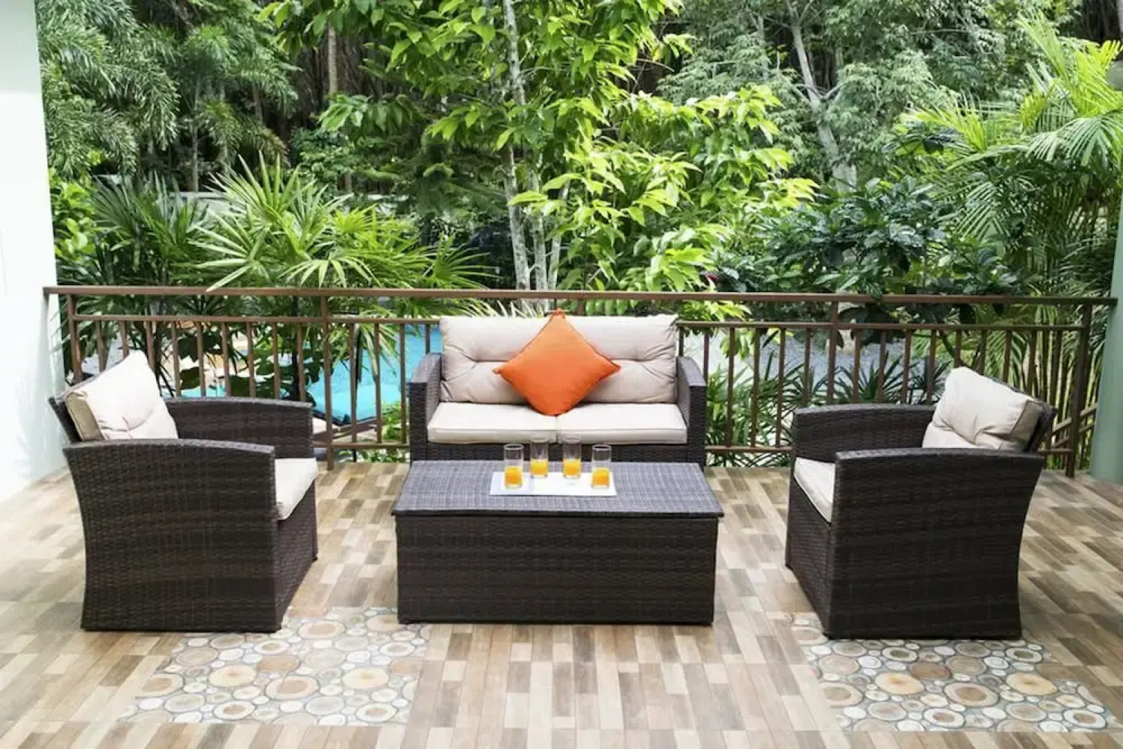 Baan Aree Private Pool