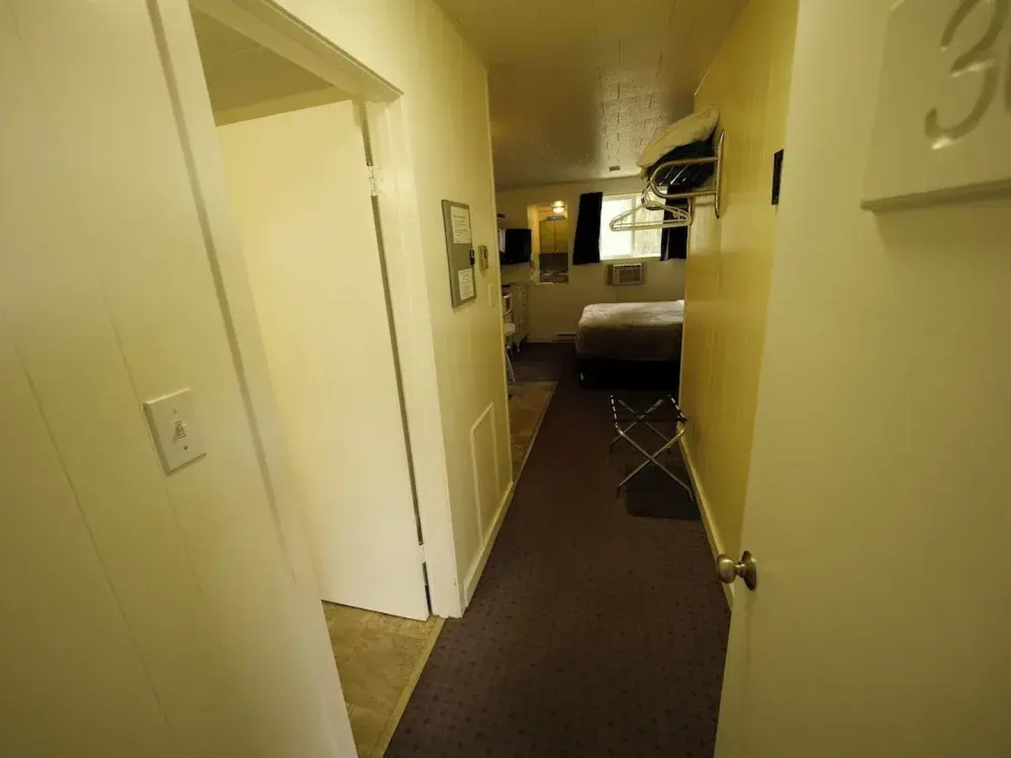 Creston Valley Motel