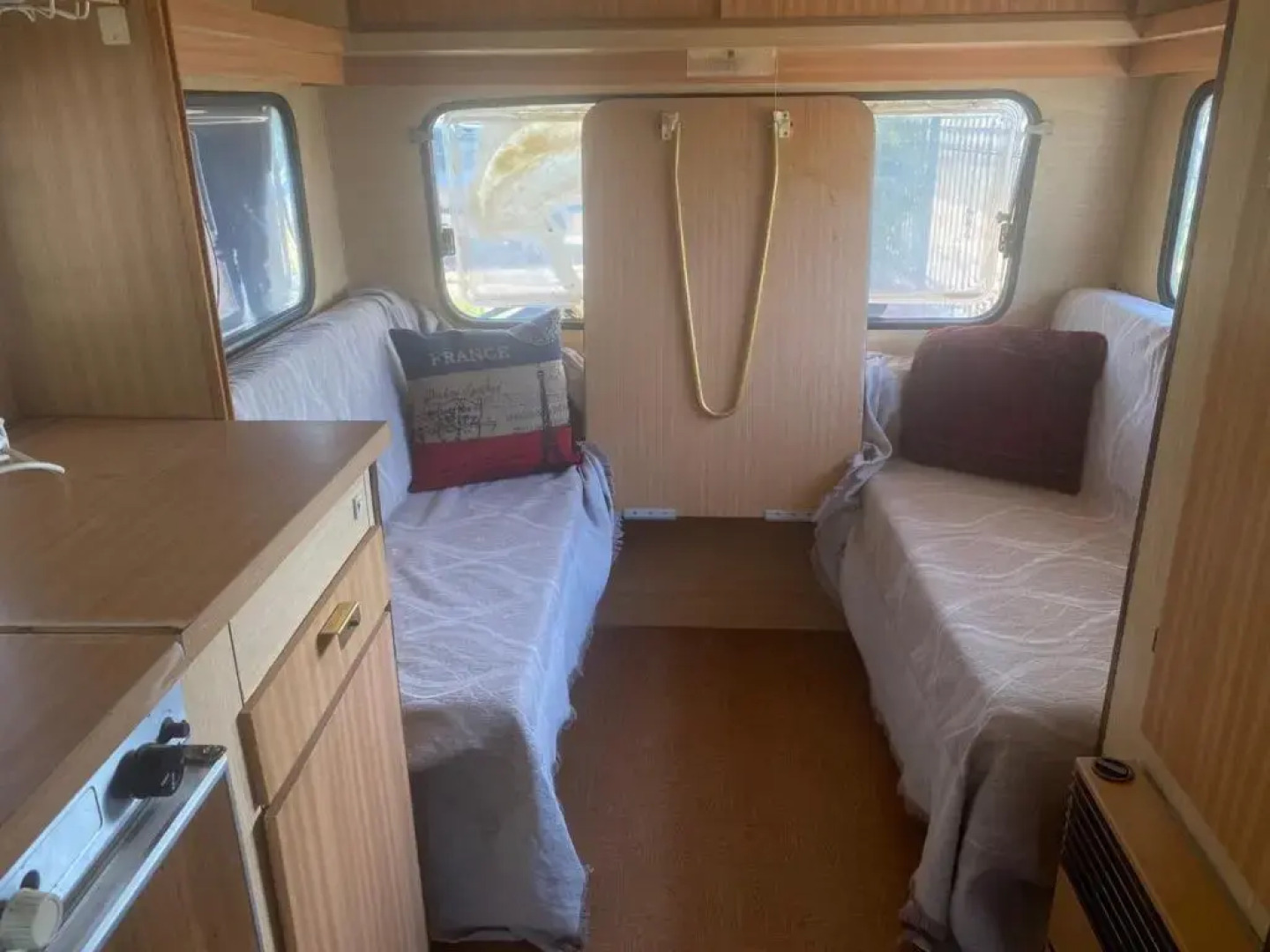 San Mamas Seaside Cottage-House and Garden w caravan