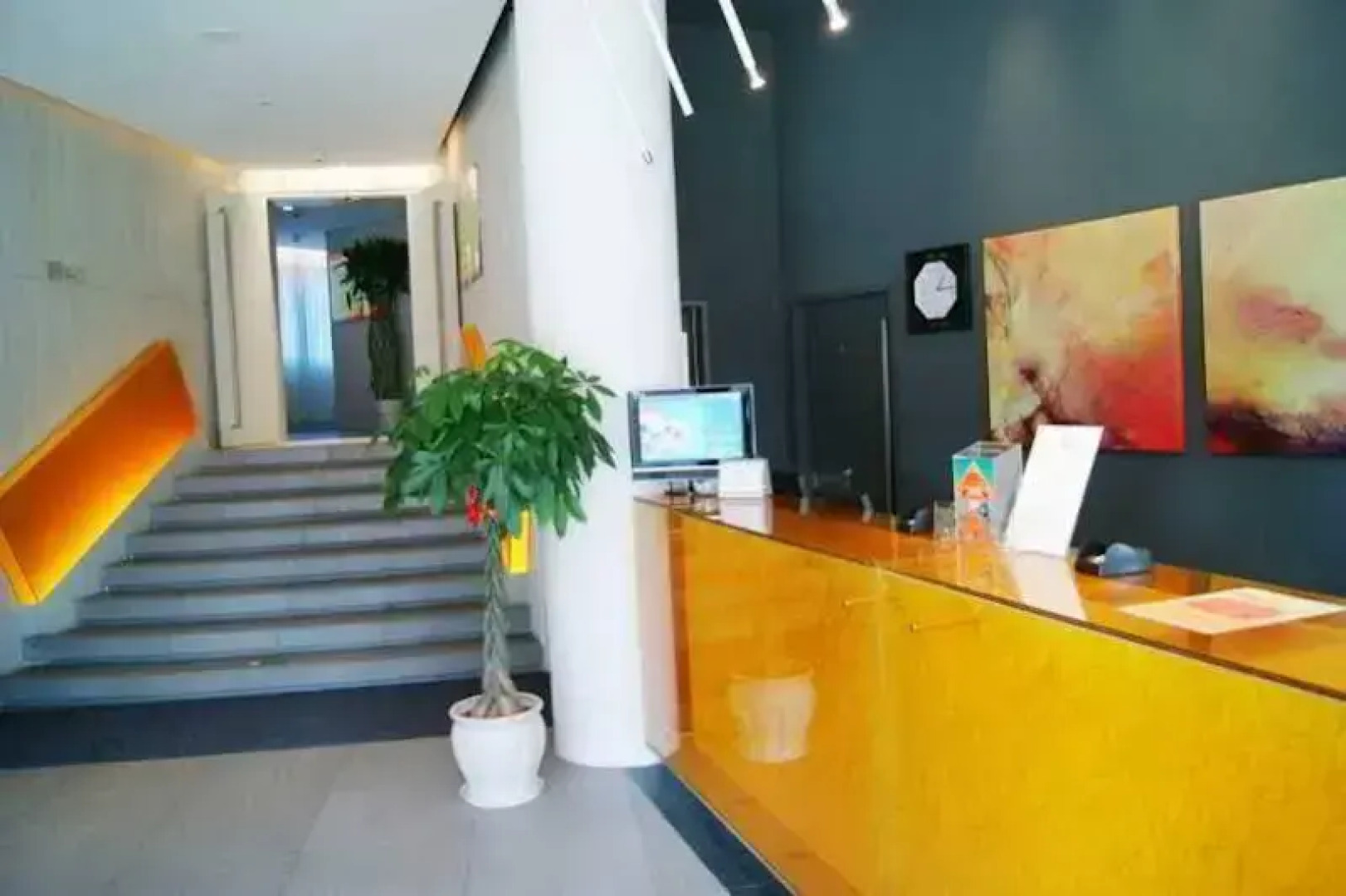 JinJiang Inn (Pujiang Jiangbin East Road)