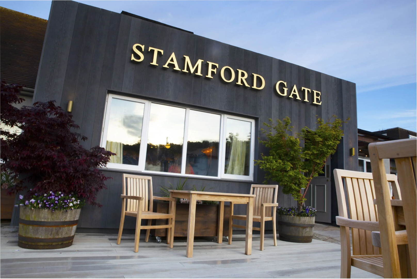 Stamford Gate Hotel
