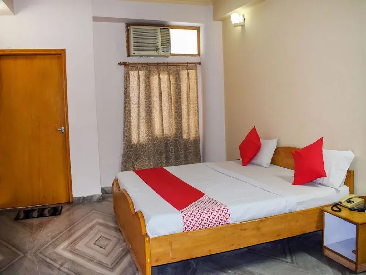 OYO 23172 Hotel Heritage Inn