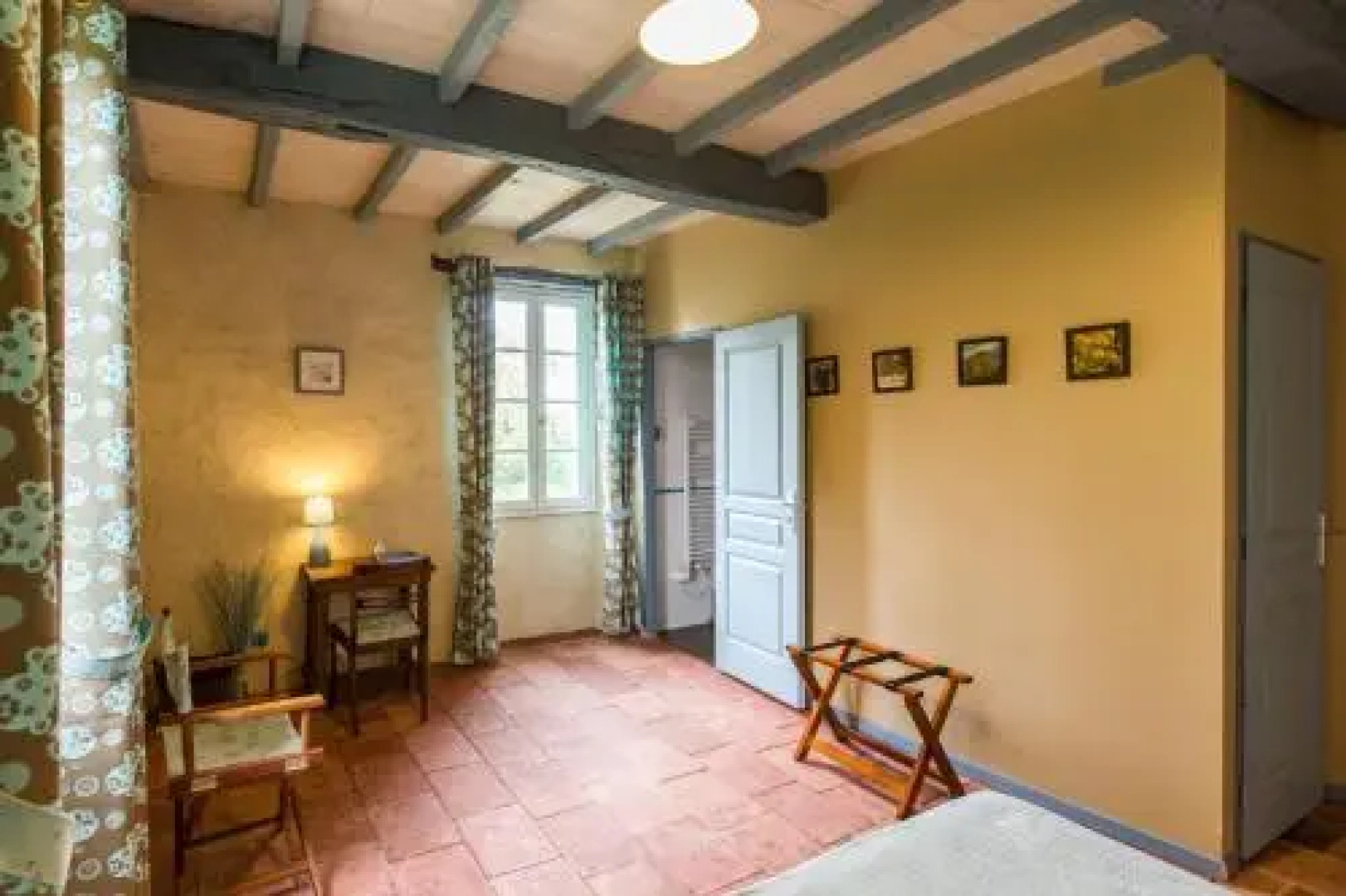 Au Mas Des Calmettes