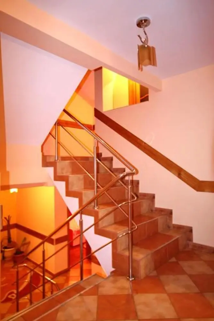 House With 10 Bedrooms in Durău, With Wonderful Mountain View and Enclosed Garden Near the Slopes