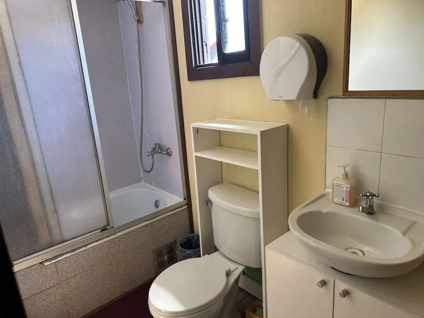 Hostal Riberas del Cruces