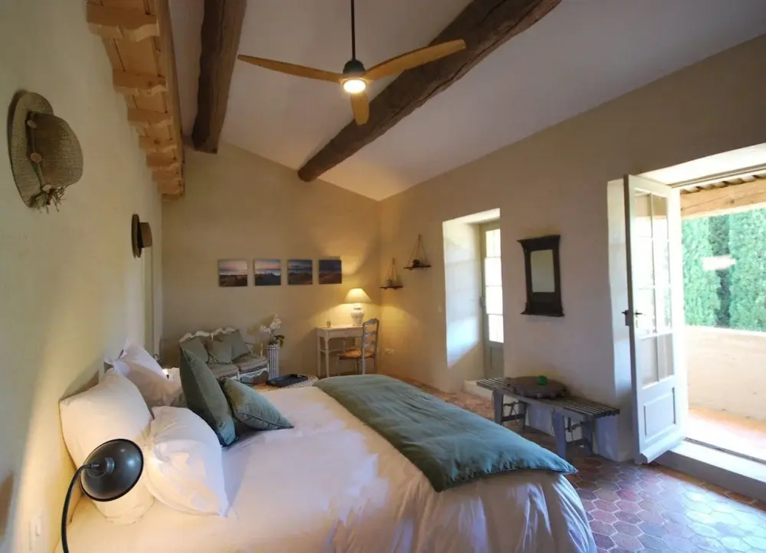 Mas de varangle Chambres d'hôtes et Gîte