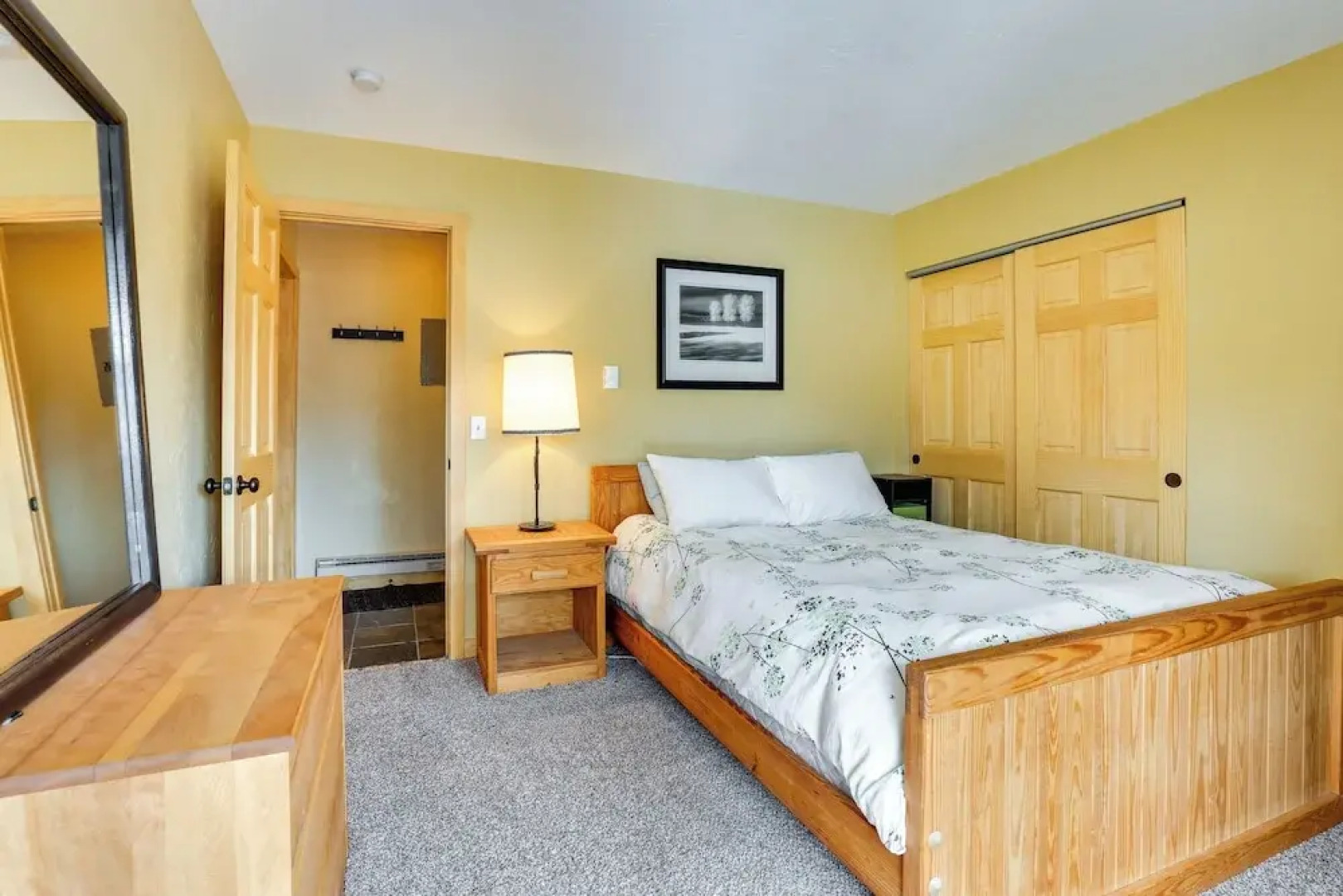 Cozy Winter Park Condo w/ Hot Tub & Shuttle!