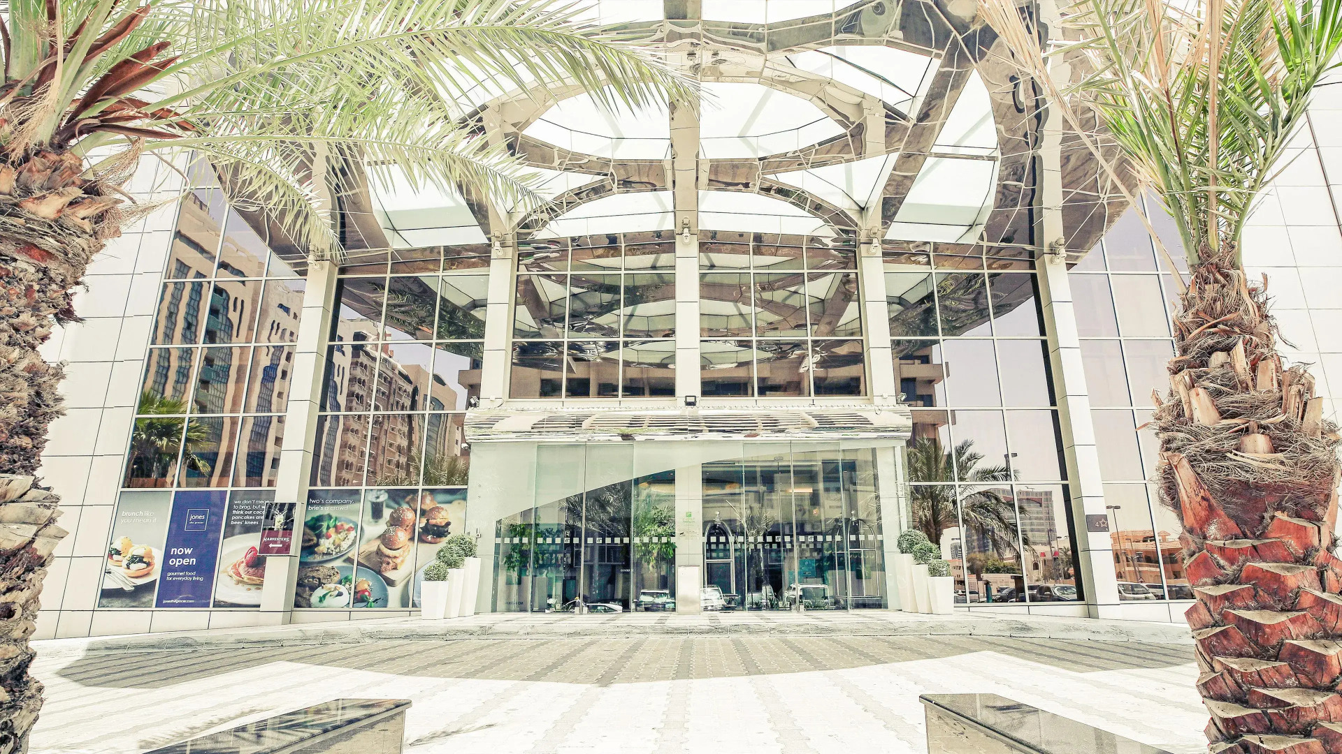 Отель Copthorne Downtown Abu Dhabi