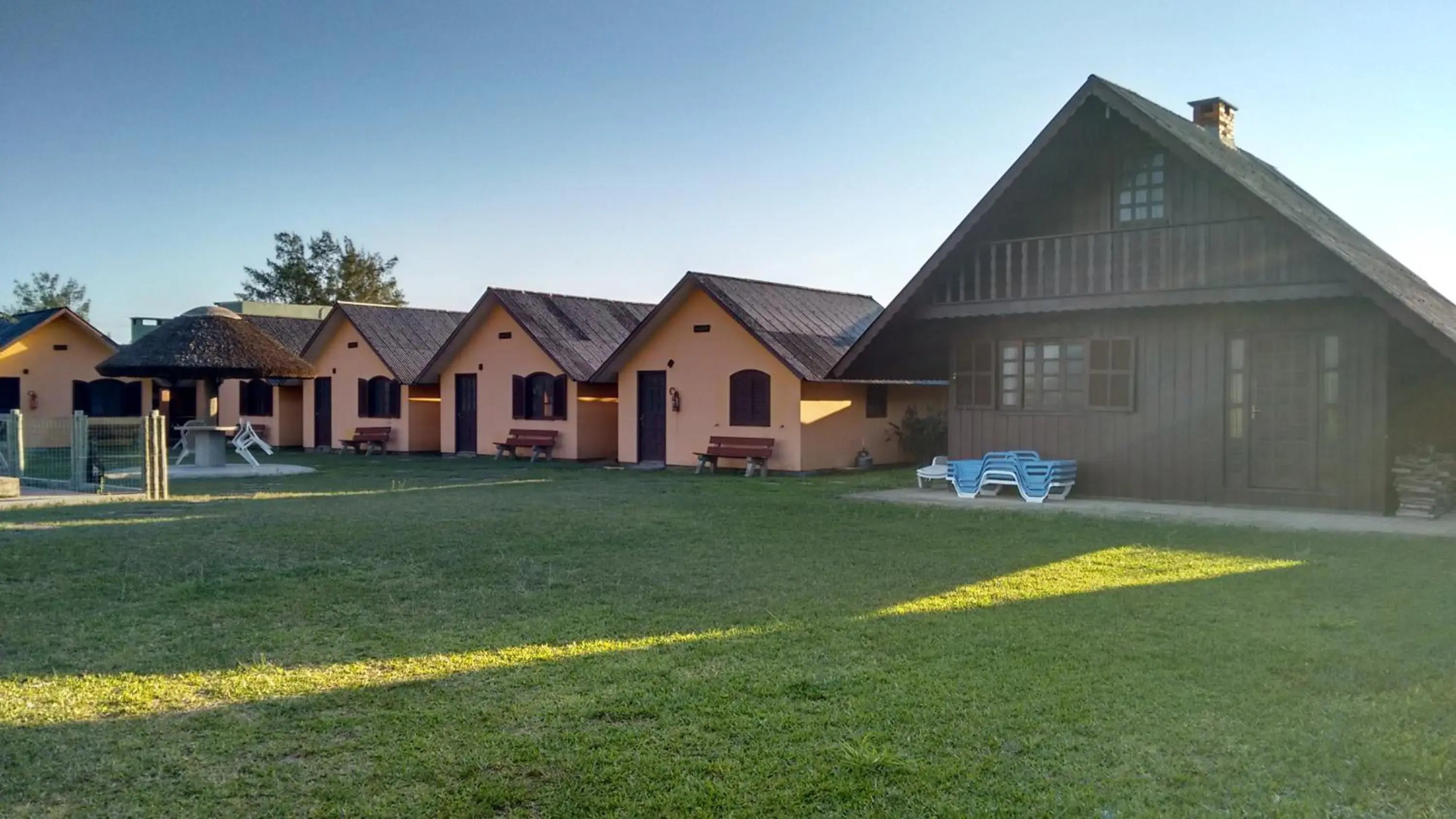 Villa Chá by Charibas