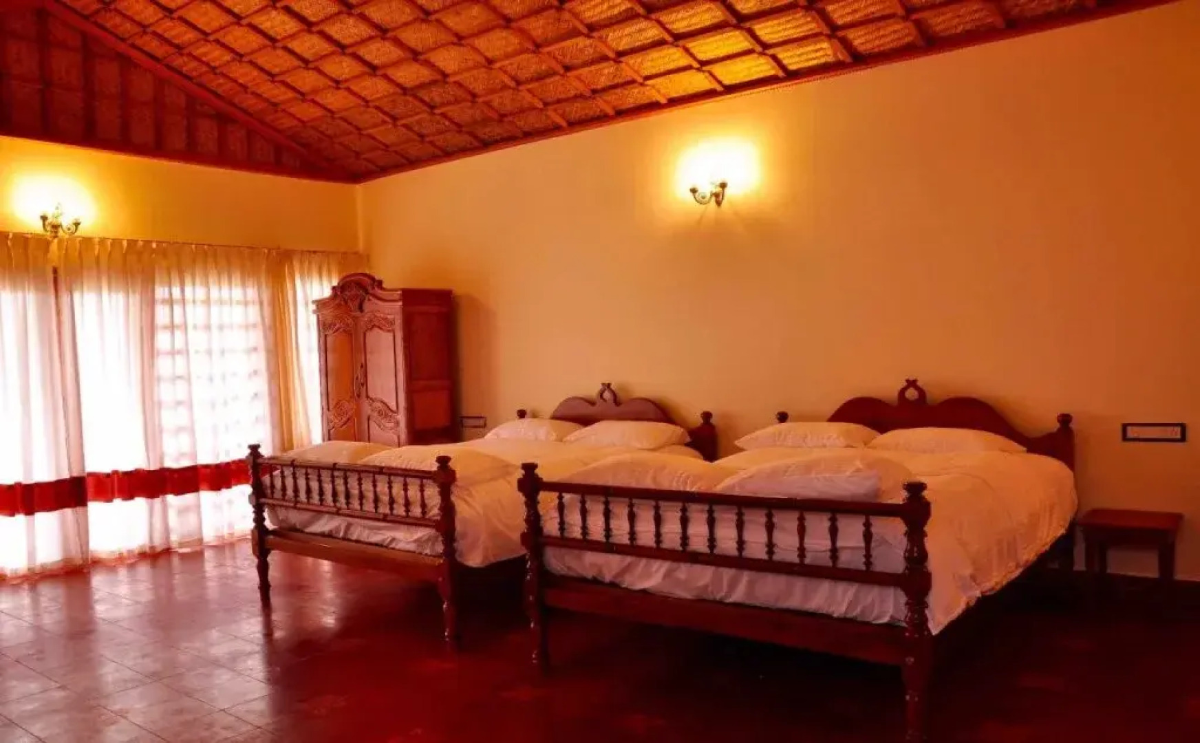 Hanging Huts Resort - Kotagiri