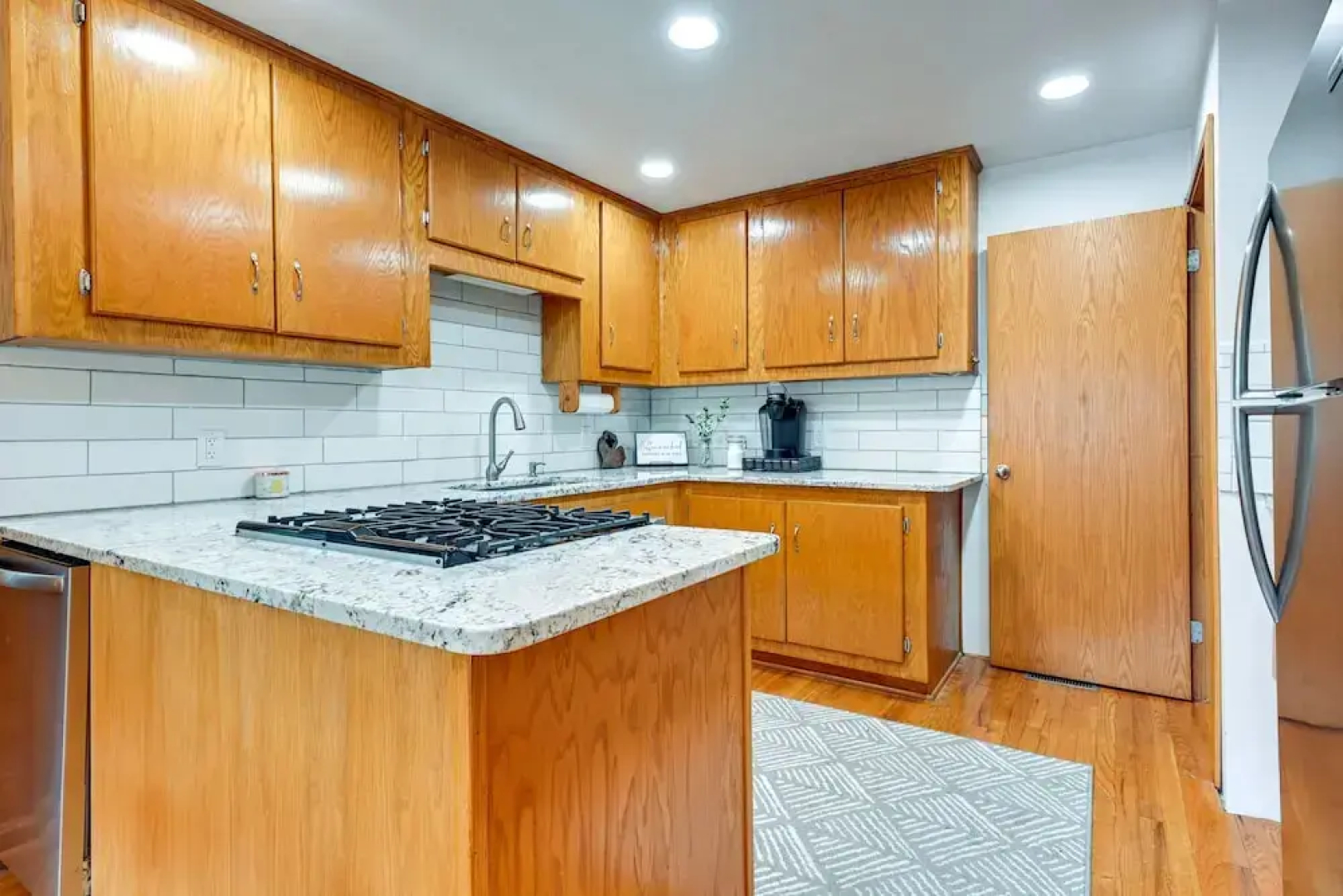 Grand Blanc Rental w/ Gas Grill & Private Yard