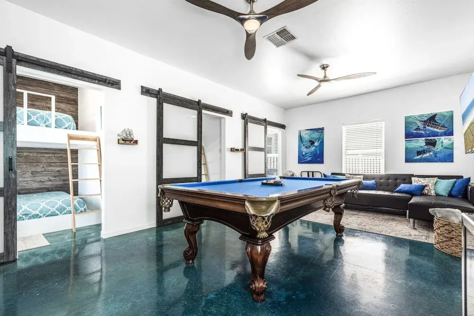 Blue Fin House- Pet Friendly & Boardwalk to the Beach!