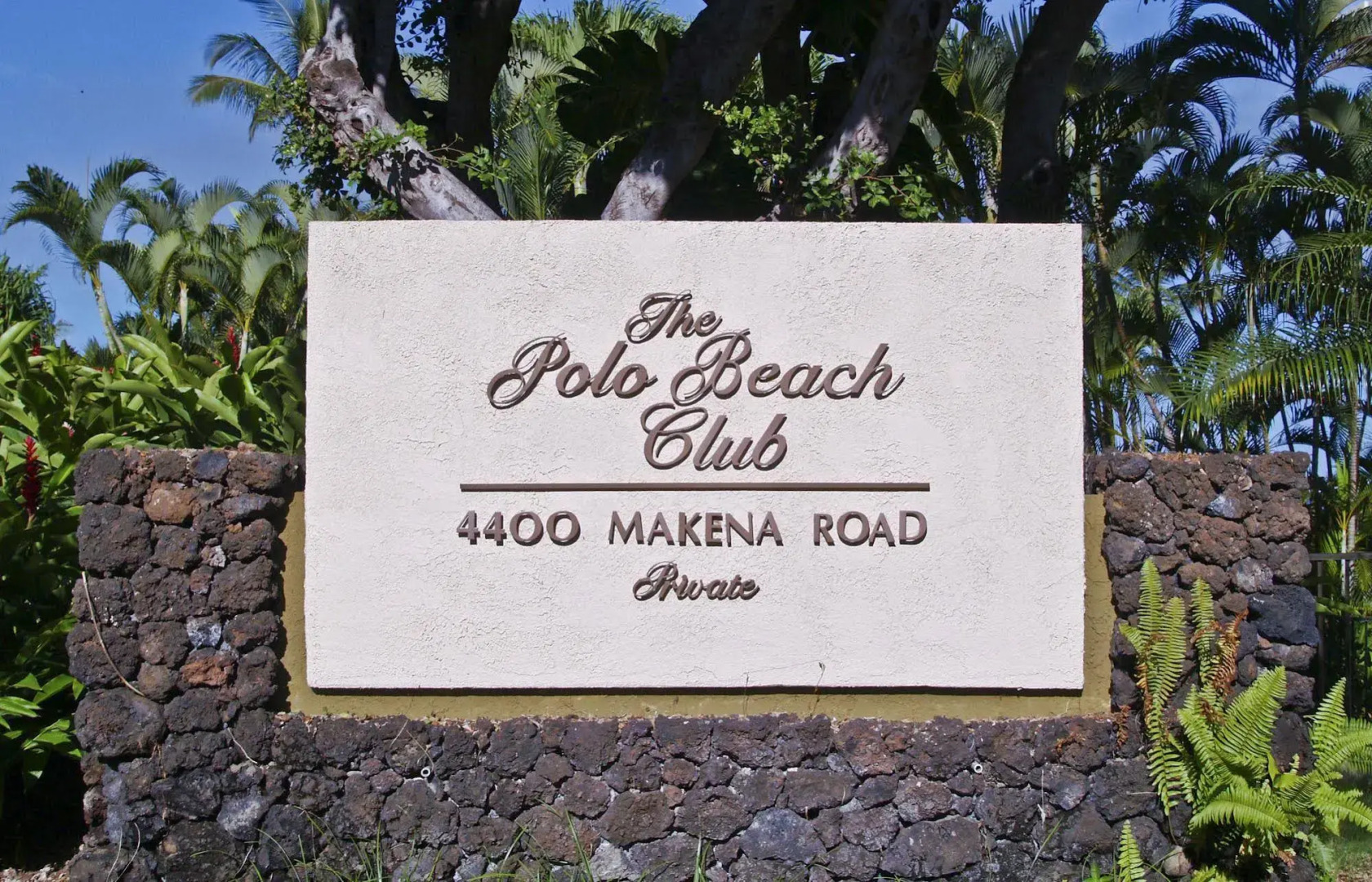 Polo Beach Club Vacation Rentals - APlus Resorts