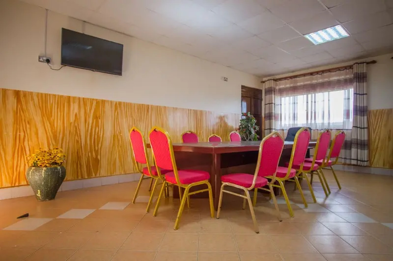 Wamala Lake View Hotel