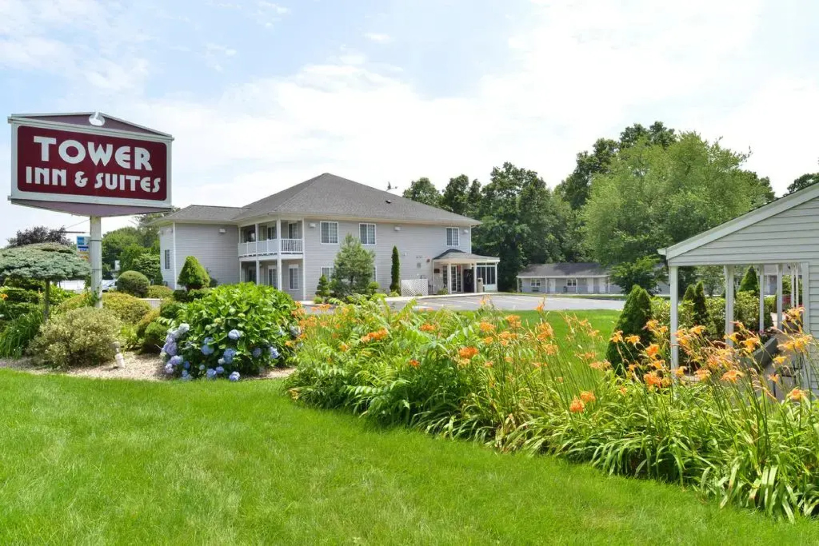 Tower Inn And Suites Of Guilford - Madison