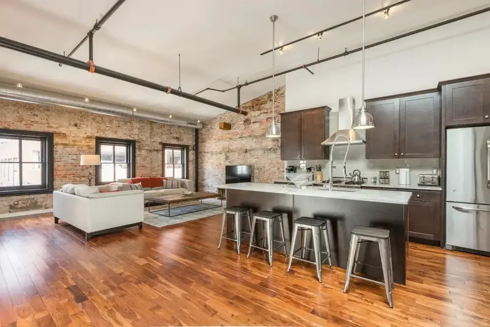 PRISTINE 3 BR Million-Dollar Loft