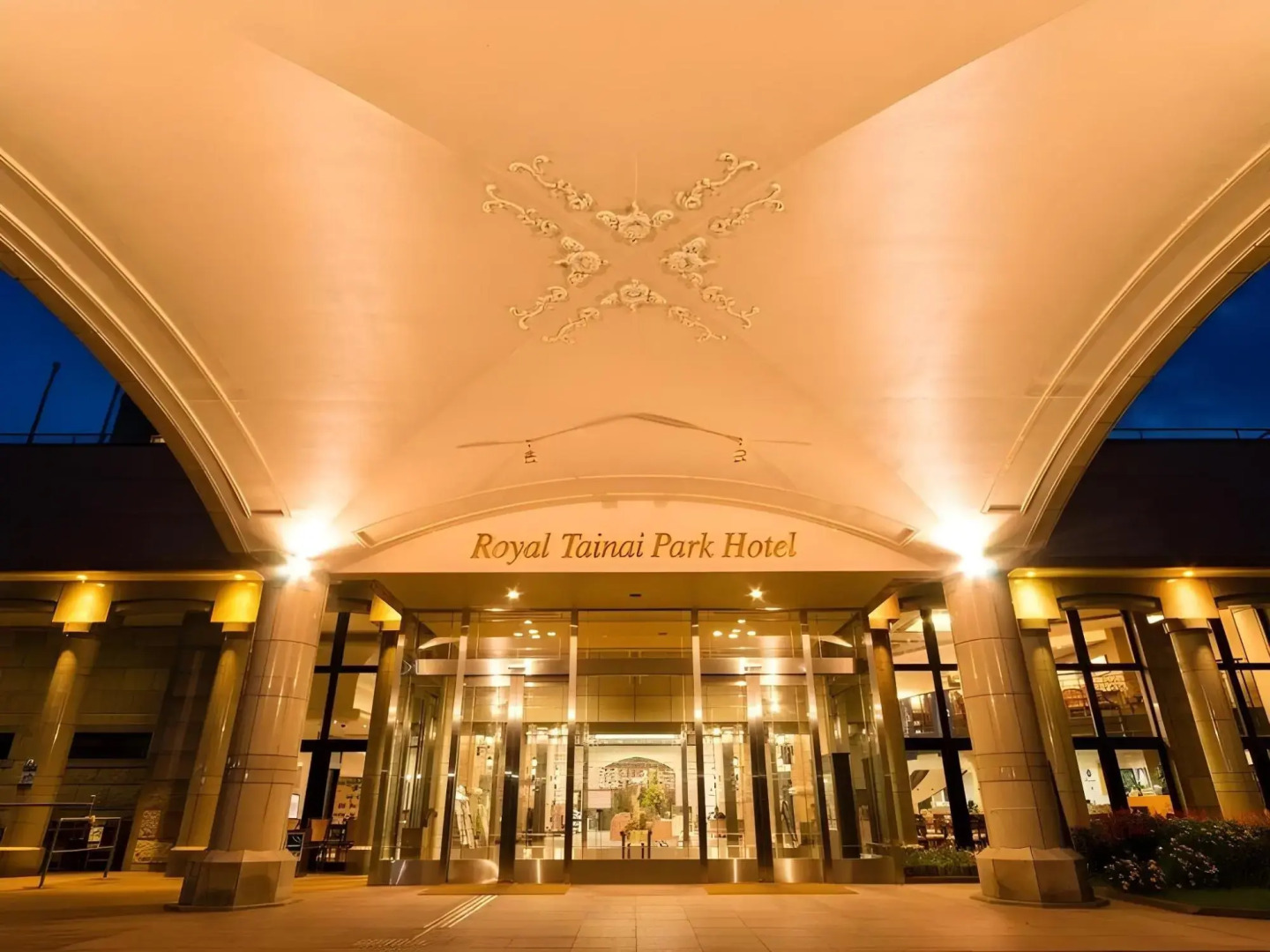 Royal Tainai Park Hotel