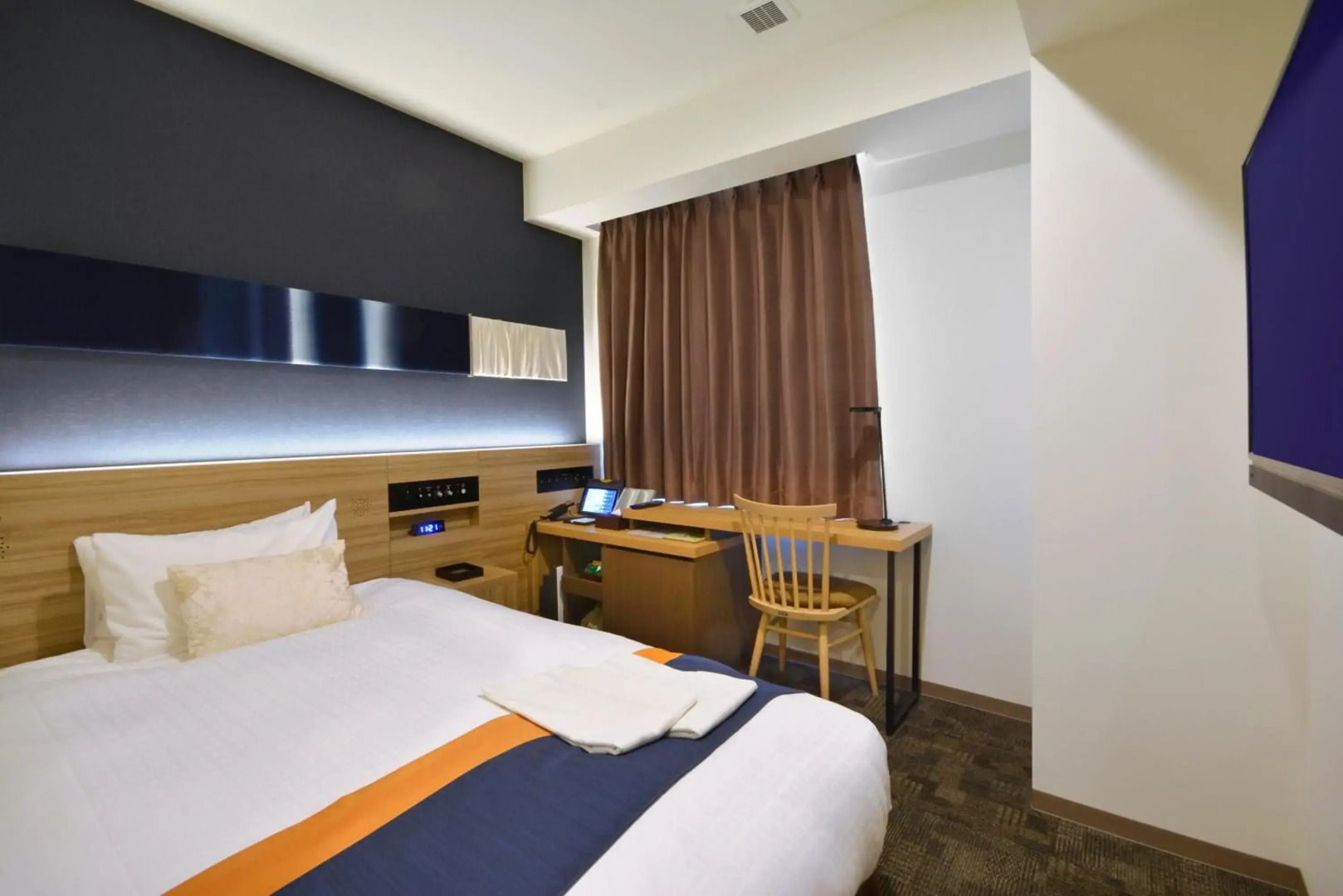 Rembrandt Style Tokyo Nishikasai Grande