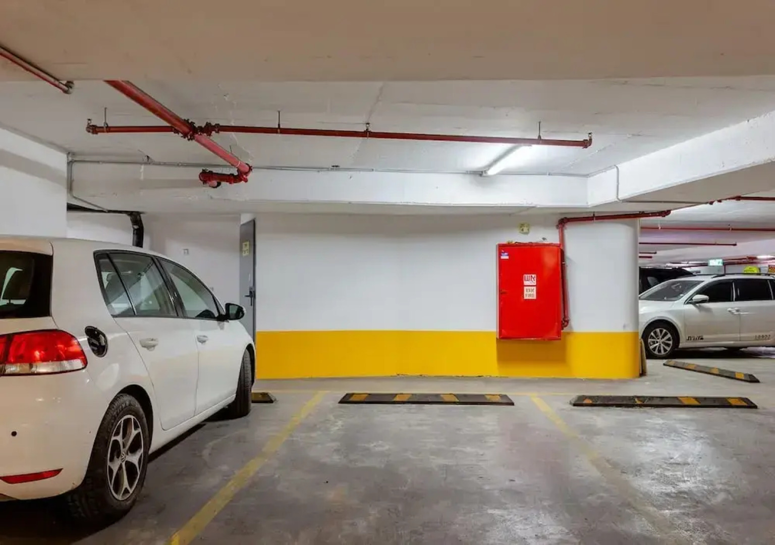 O-O Group -Luxury 3BR APT See View Tower