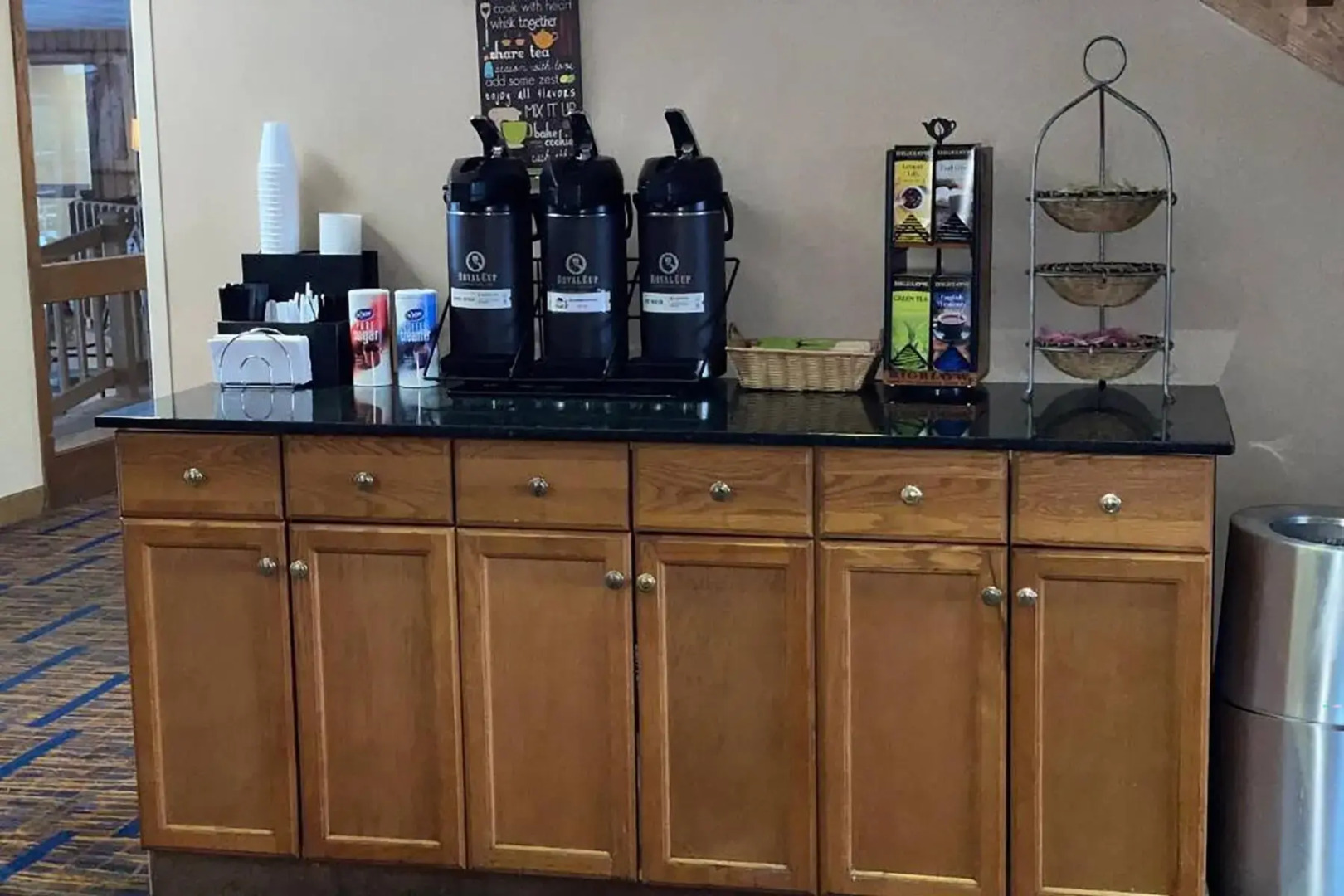 Howard Johnson by Wyndham Merrillville